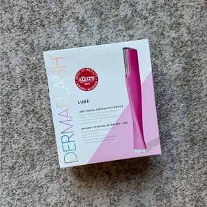 Dermaflash Luxe device